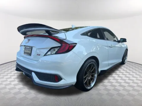 More photos of 2017 Honda Civic Si at Southtowne Chevrolet Buick GMC, GA