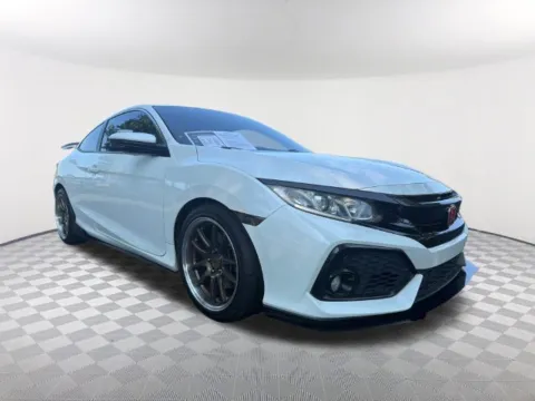 Another view of 2017 Honda Civic Si for sale in Newnan, GA at Southtowne Chevrolet Buick GMC