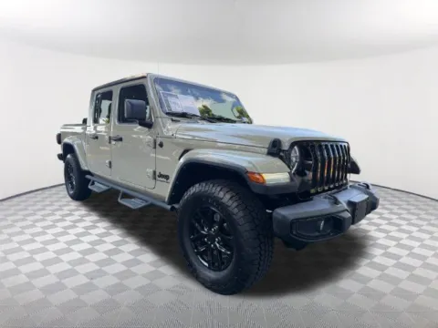 Another view of 2022 Jeep Gladiator Sport for sale in Newnan, GA at Southtowne Chevrolet Buick GMC