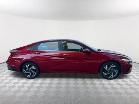 More photos of 2024 Hyundai Elantra SEL at Southtowne Chevrolet Buick GMC, GA