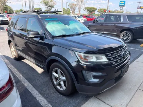 Black 2017 Ford Explorer XLT for sale in Newnan, GA