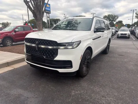 White 2025 Lincoln Navigator L Reserve for sale in Newnan, GA