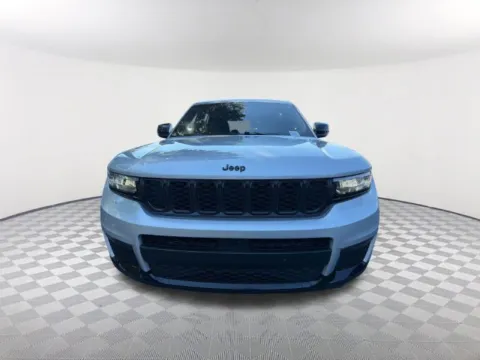 Photos of 2025 Jeep Grand Cherokee L Limited for sale in Newnan, GA at Southtowne Chevrolet Buick GMC