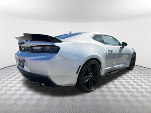 More photos of 2017 Chevrolet Camaro 2LT at Southtowne Chevrolet Buick GMC, GA