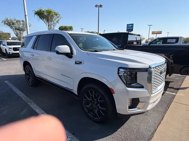 2023 GMC Yukon