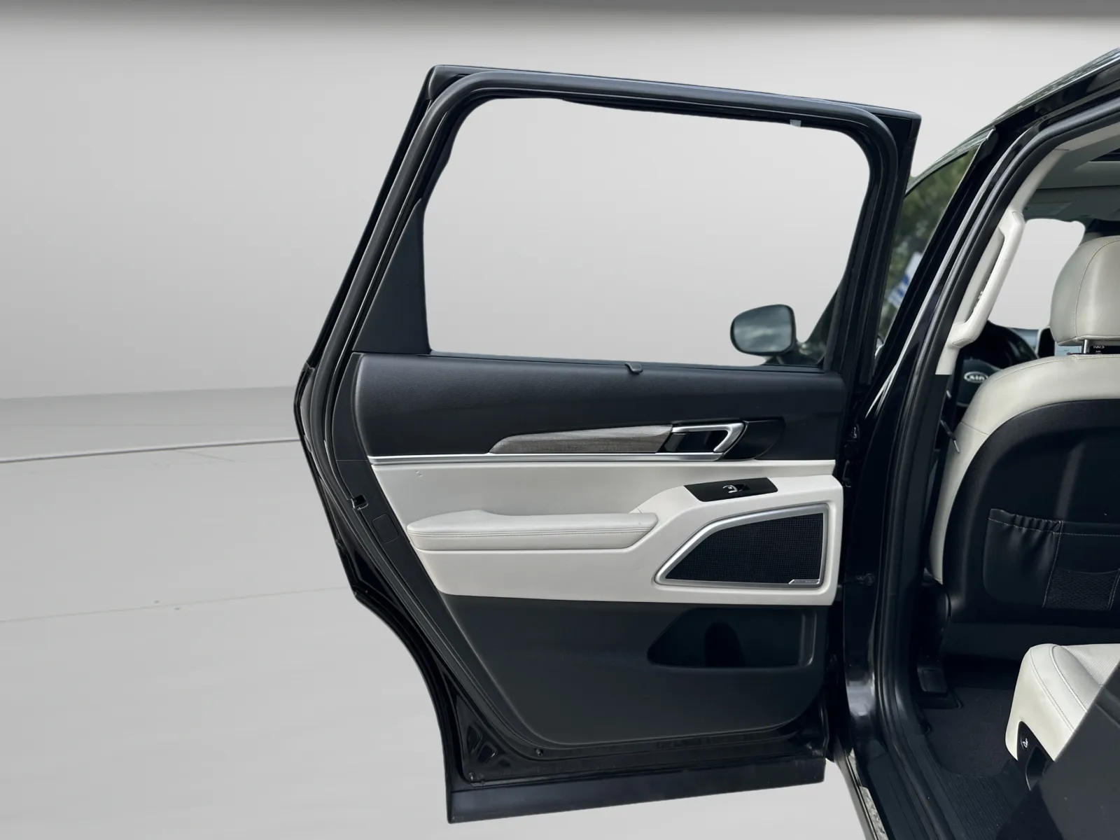2021 Kia Telluride EX - Photo 34