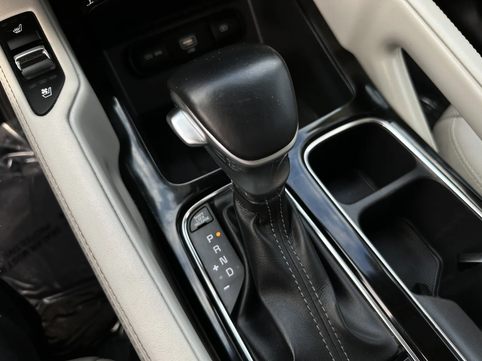 2021 Kia Telluride EX - Photo 32