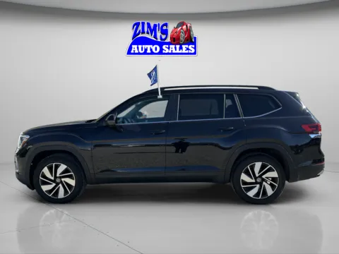 Photos of 2025 Volkswagen Atlas SE for sale in Logansport, IN at Zim's Auto Sales