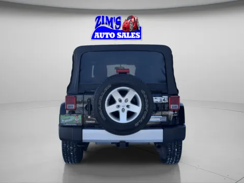 More photos of 2015 Jeep Wrangler Unlimited Sahara at Zim's Auto Sales, IN