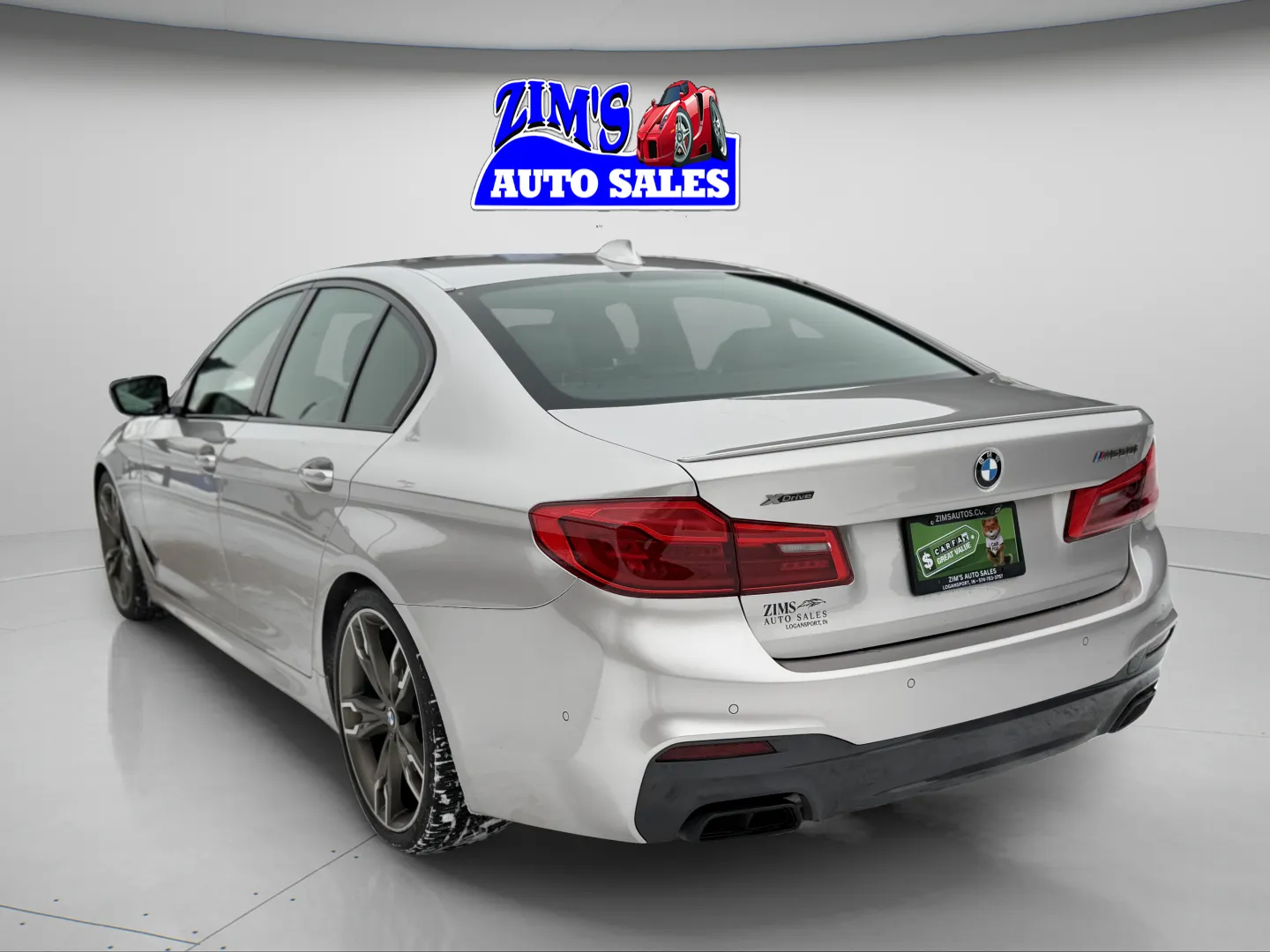 2019 BMW 5 Series M550i - Photo 6