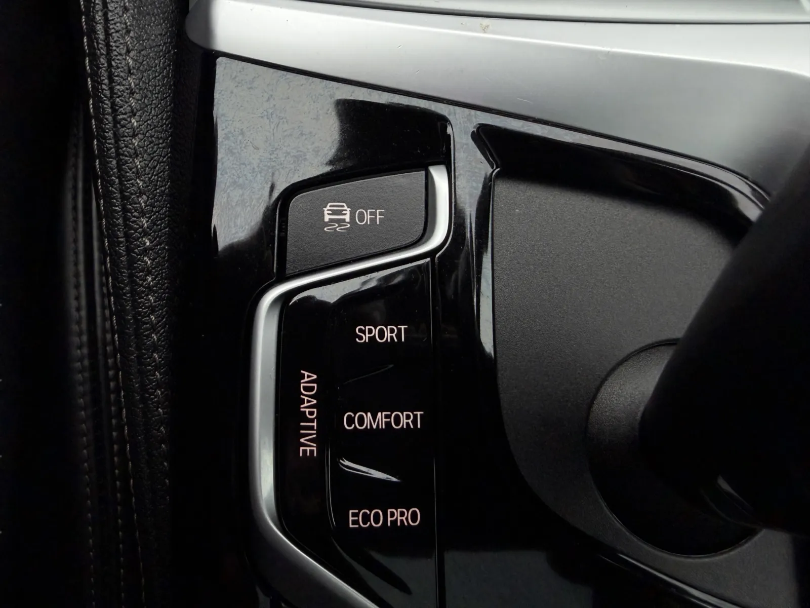 2019 BMW 5 Series M550i - Photo 35