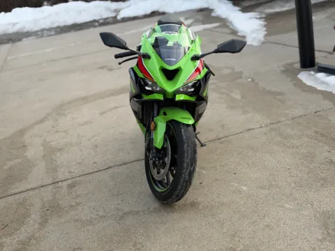 Photos of 2024 Kawasaki Ninja ZX-6R for sale in Logansport, IN at Zim's Auto Sales