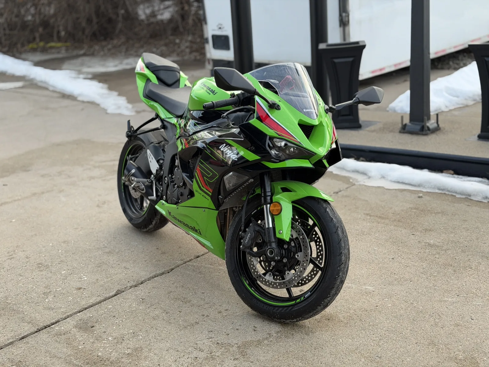Used 2024 Kawasaki Ninja ZX-6R for sale in Logansport, IN at Zim's