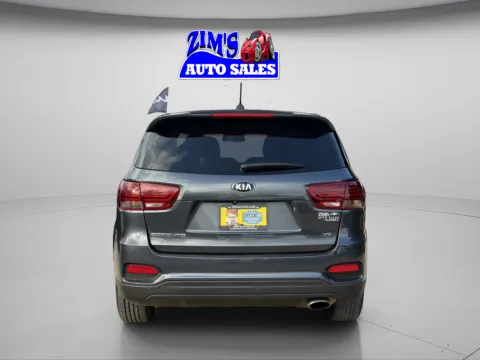 More photos of 2020 Kia Sorento LX V6 at Zim's Auto Sales, IN