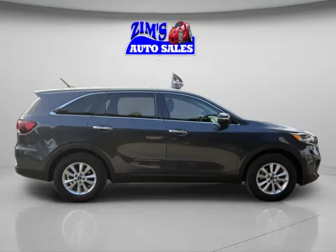 Photos of 2020 Kia Sorento LX V6 for sale in Logansport, IN at Zim's Auto Sales