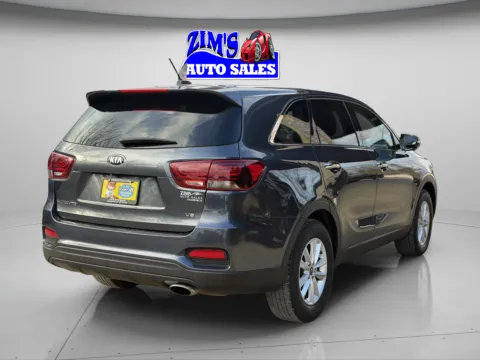 More photos of 2020 Kia Sorento LX V6 at Zim's Auto Sales, IN