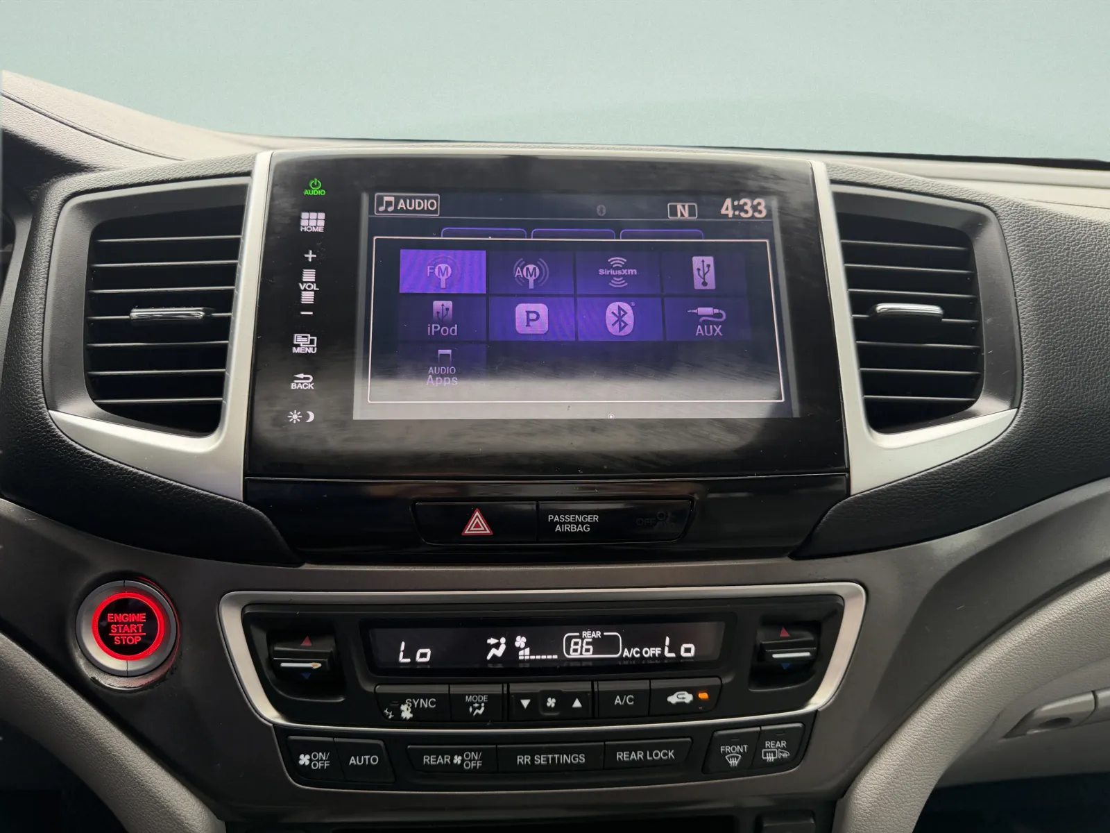 2016 Honda Pilot EX-L - Photo 31
