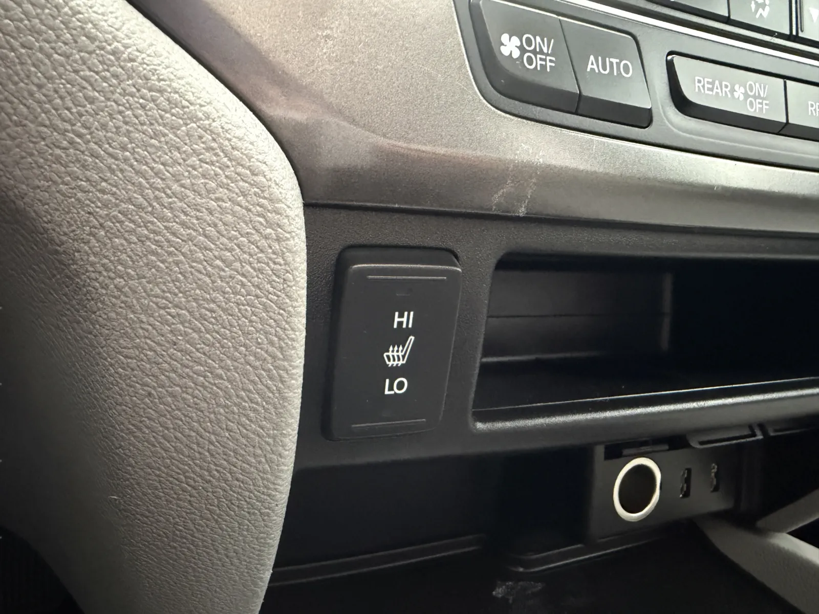 2016 Honda Pilot EX-L - Photo 33