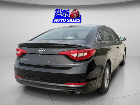 More photos of 2017 Hyundai SONATA at Zim's Auto Sales, IN