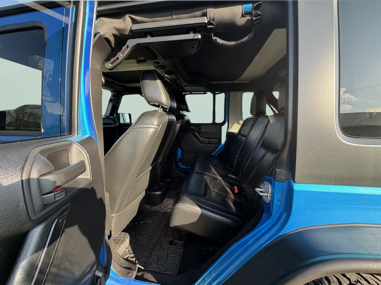 2015 Jeep Wrangler Unlimited Rubicon - Photo 31