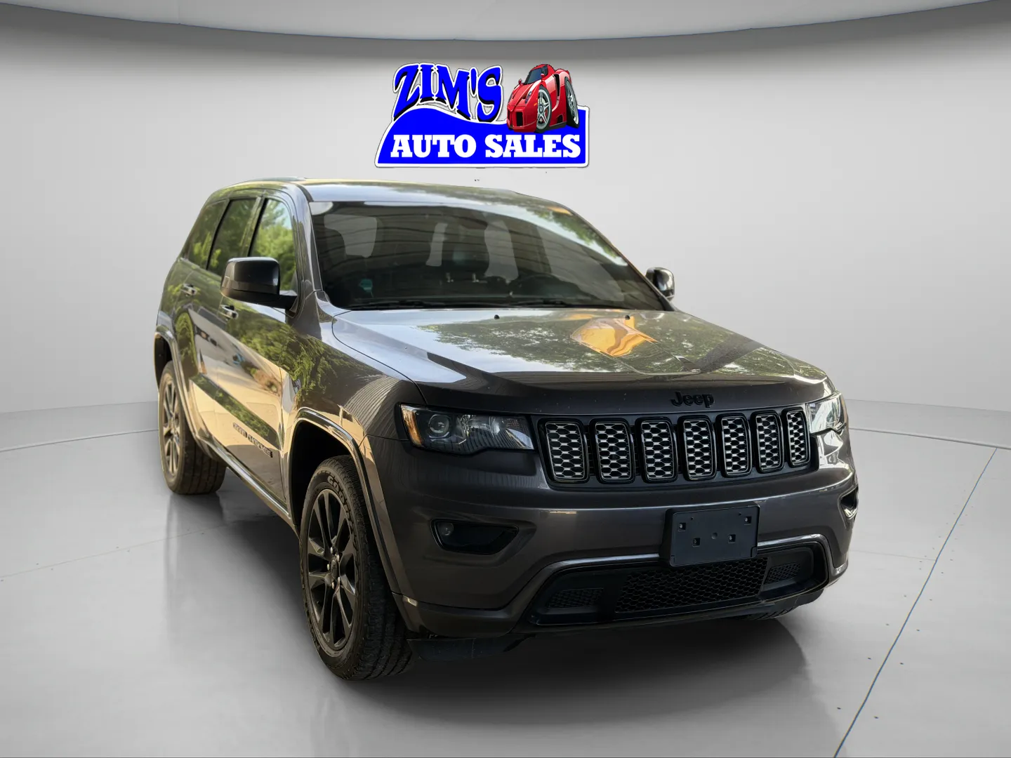 Silver 2019 Jeep Grand Cherokee Laredo for sale in Logansport, IN