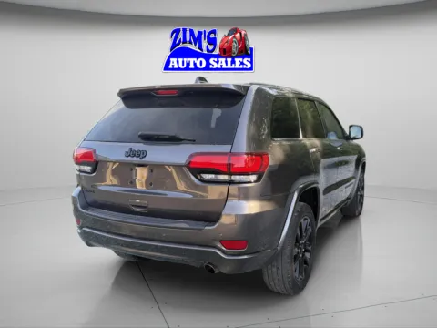 More photos of 2019 Jeep Grand Cherokee Laredo at Zim's Auto Sales, IN