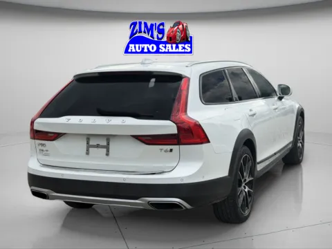 Another view of 2018 Volvo V90 Cross Country T6 for sale in Logansport, IN at Zim's Auto Sales