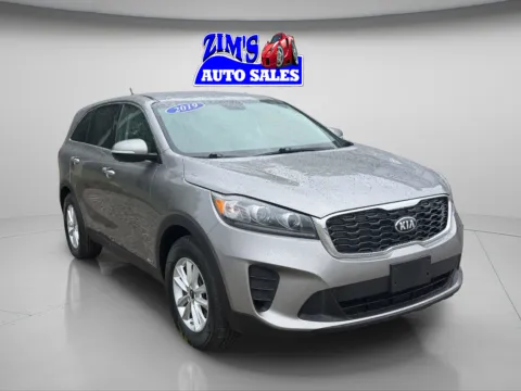 Photos of 2019 Kia Sorento LX for sale in Logansport, IN at Zim's Auto Sales