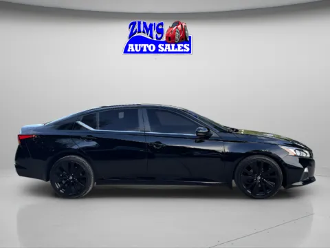 Photos of 2019 Nissan Altima 2.5 SR for sale in Logansport, IN at Zim's Auto Sales