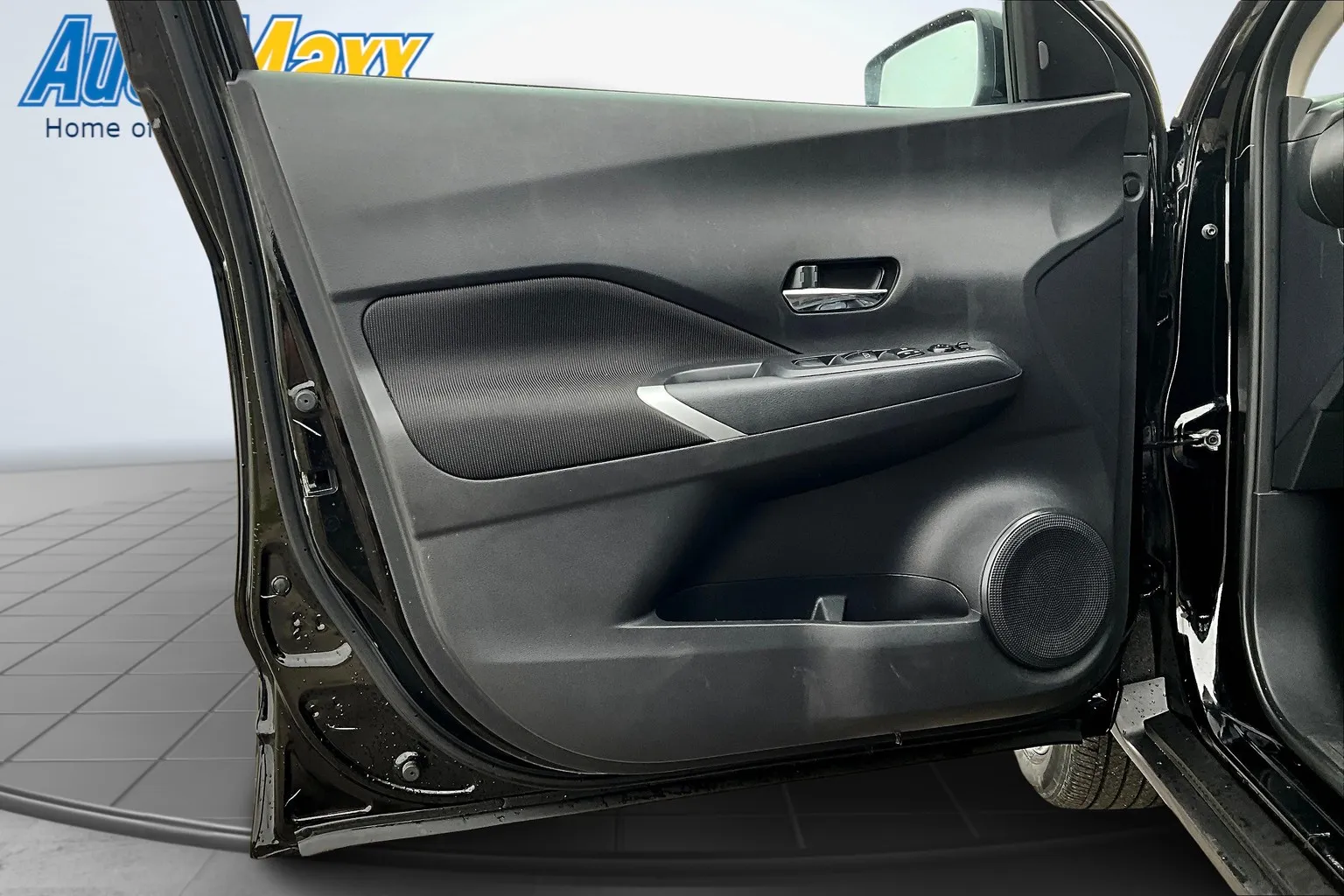 2024 Nissan Kicks SV - Photo 24