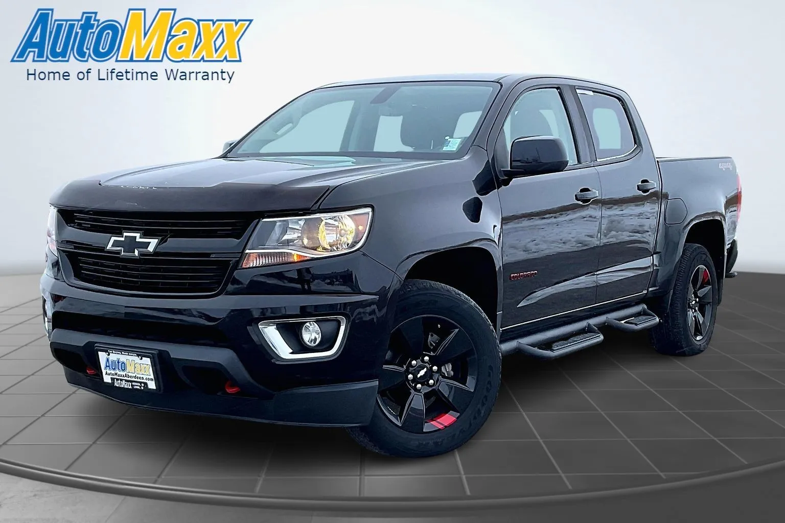 Black 2018 Chevrolet Colorado LT for sale in Aberdeen, SD