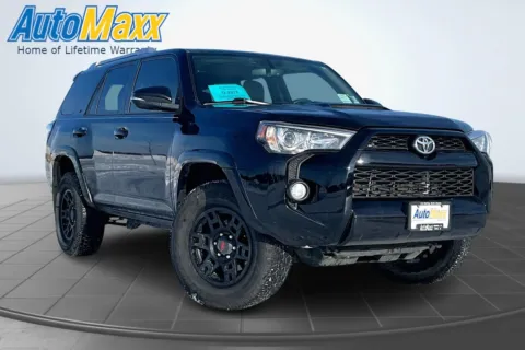 Another view of 2018 Toyota 4Runner SR5 Premium for sale in Aberdeen, SD at AutoMaxx of Aberdeen