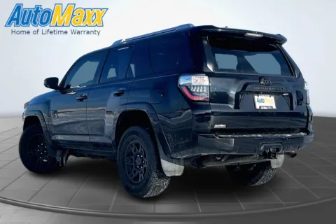 More photos of 2018 Toyota 4Runner SR5 Premium at AutoMaxx of Aberdeen, SD