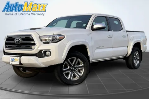 White 2016 Toyota Tacoma Limited for sale in Aberdeen, SD