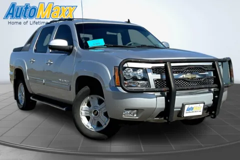 More photos of 2011 Chevrolet Avalanche 1500 LT at AutoMaxx of Aberdeen, SD