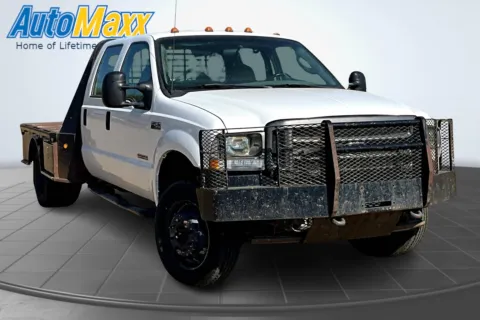 Another view of 2003 Ford F-450SD XL for sale in Aberdeen, SD at AutoMaxx of Aberdeen