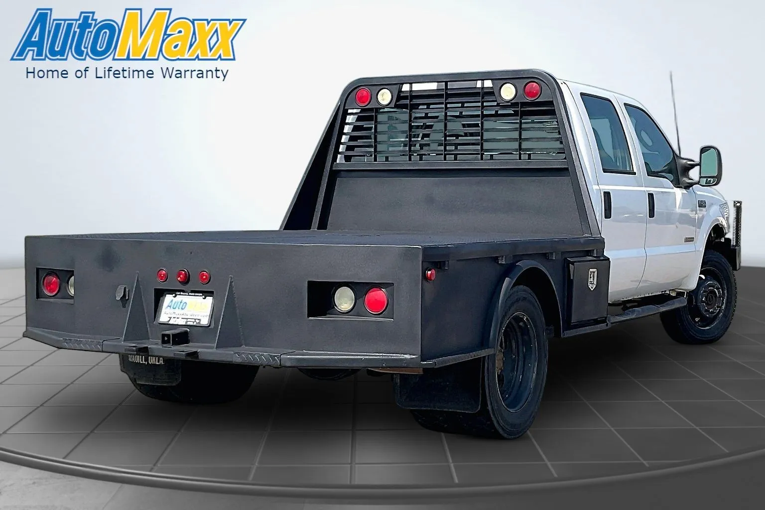 2003 Ford F-450 - Photo 9