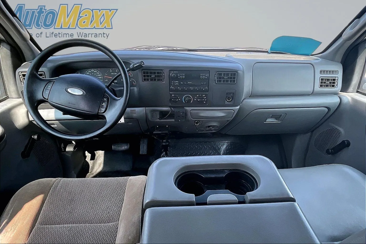 2003 Ford F-450 - Photo 10