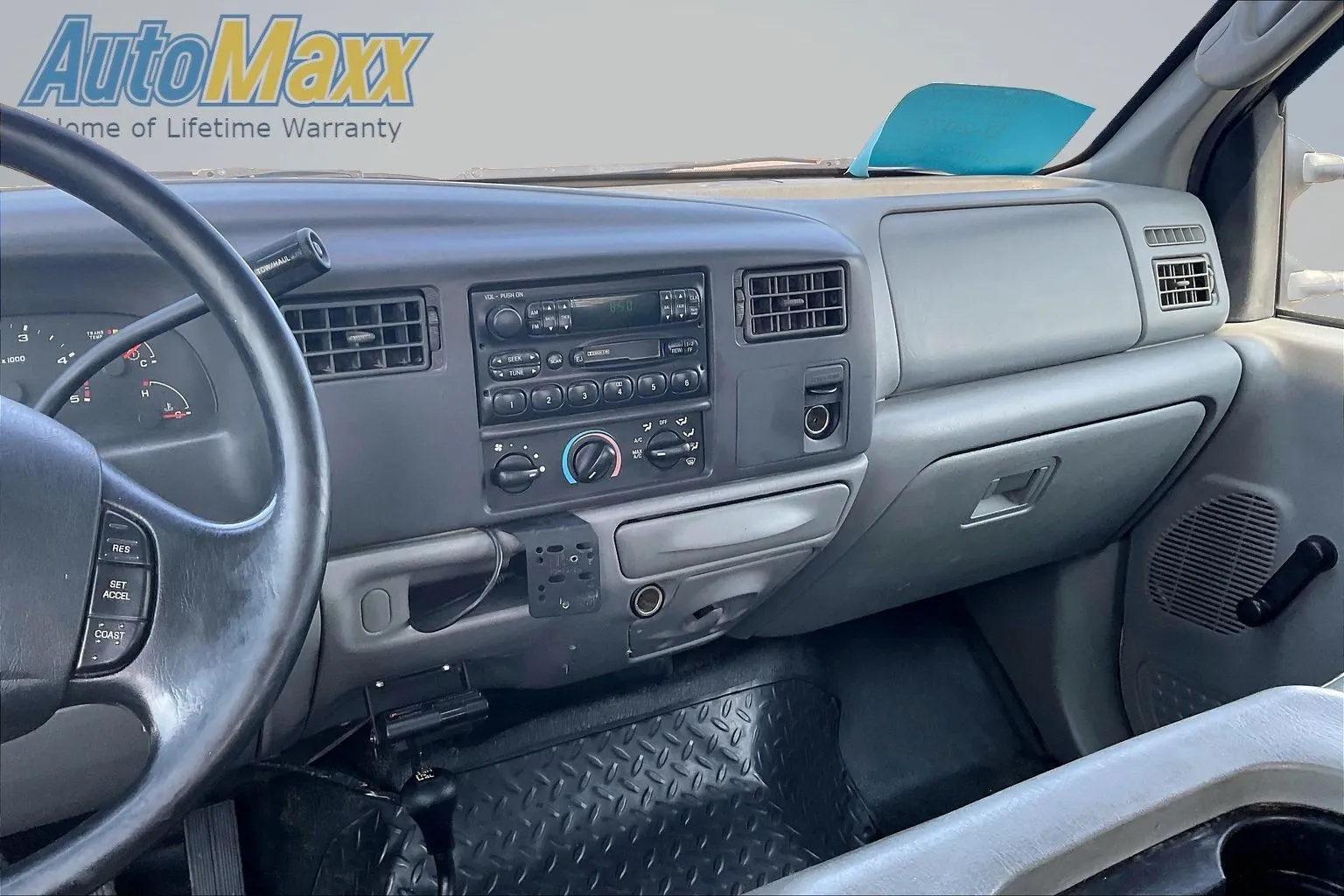 2003 Ford F-450 - Photo 13