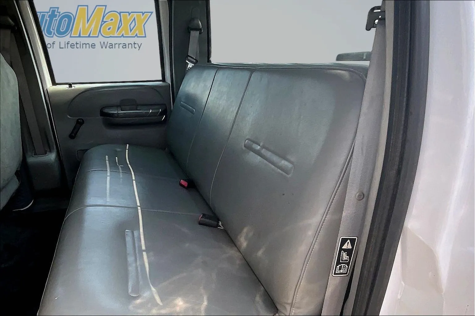 2003 Ford F-450 - Photo 23