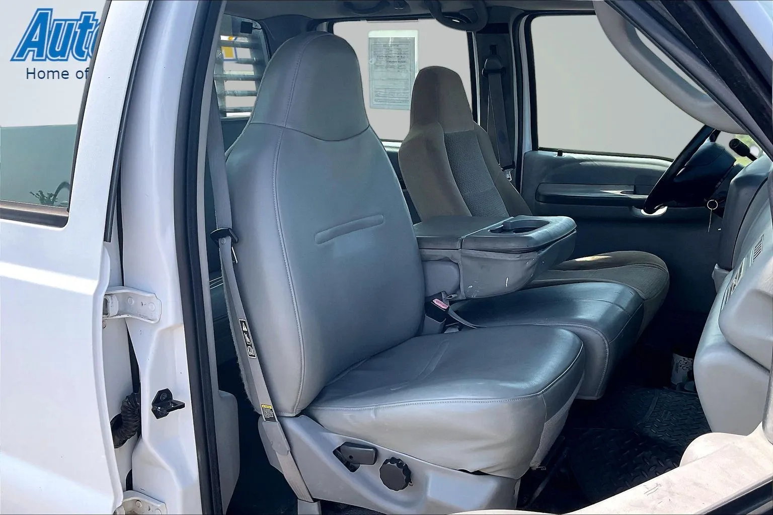 2003 Ford F-450 - Photo 28