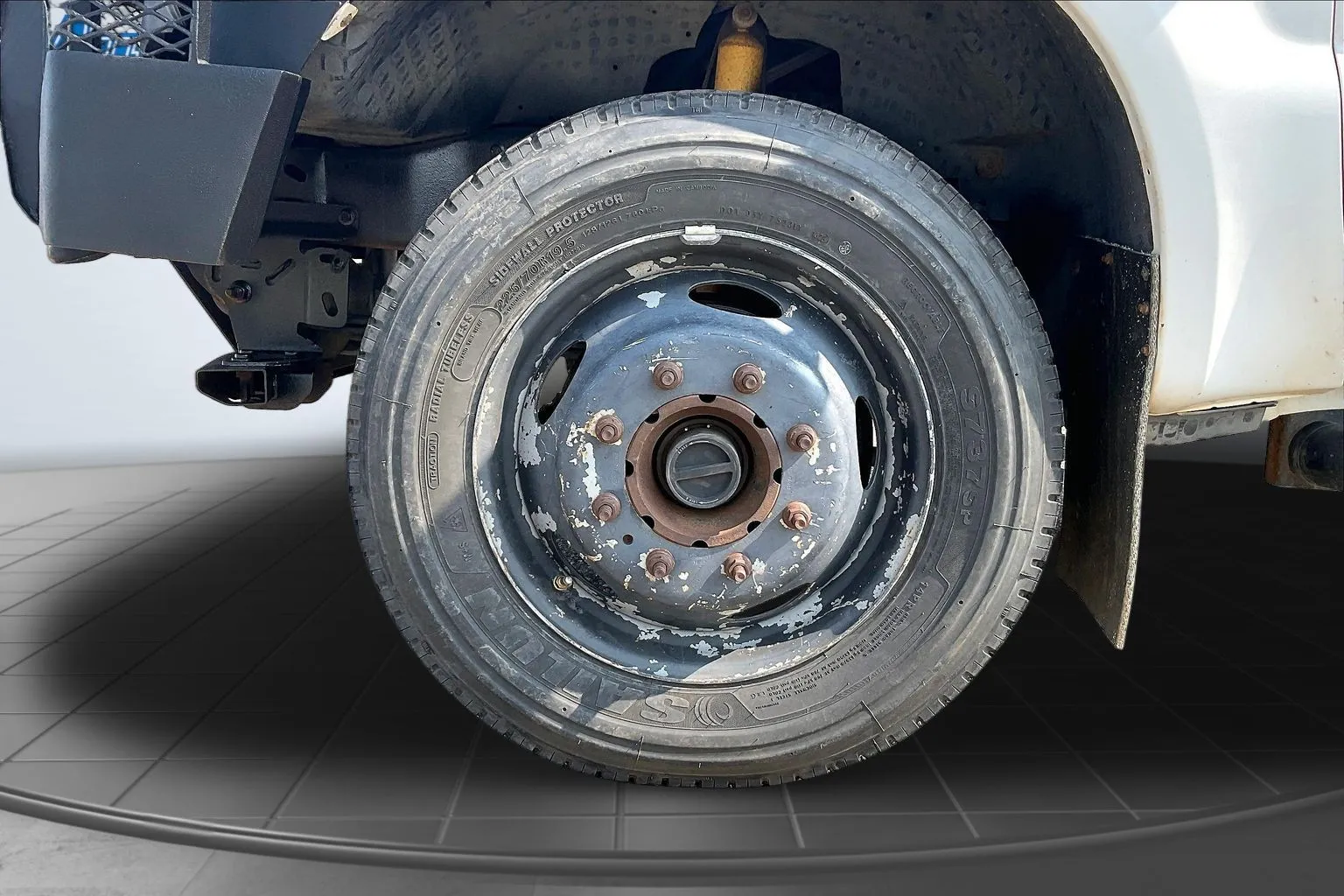2003 Ford F-450 - Photo 32