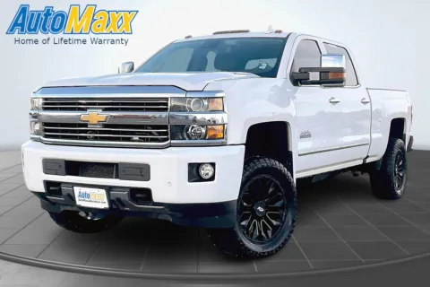 White 2016 Chevrolet Silverado 2500HD High Country for sale in Aberdeen, SD