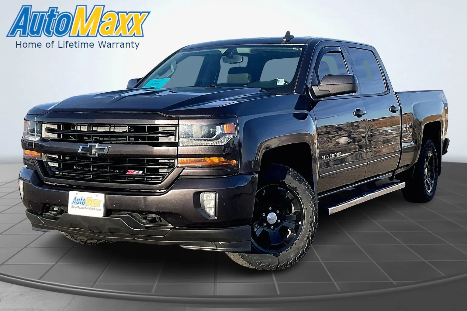 Gray 2016 Chevrolet Silverado 1500 LT for sale in Aberdeen, SD