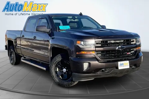 More photos of 2016 Chevrolet Silverado 1500 LT at AutoMaxx of Aberdeen, SD