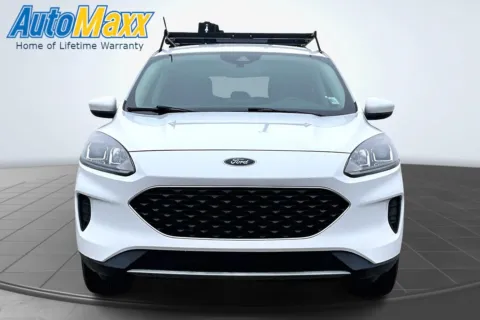 Another view of 2020 Ford Escape SE for sale in Aberdeen, SD at AutoMaxx of Aberdeen