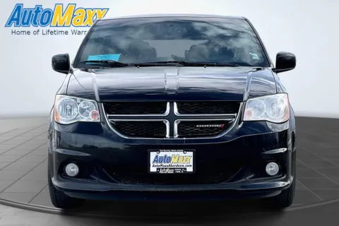 Another view of 2017 Dodge Grand Caravan SXT for sale in Aberdeen, SD at AutoMaxx of Aberdeen