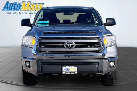 Another view of 2015 Toyota Tundra SR5 for sale in Aberdeen, SD at AutoMaxx of Aberdeen