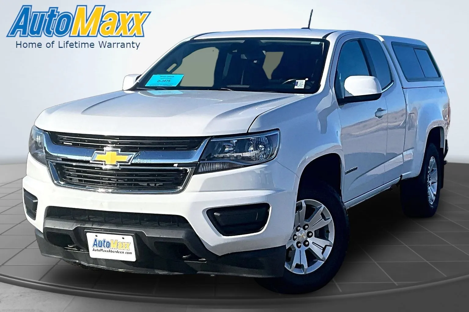 White 2018 Chevrolet Colorado LT for sale in Aberdeen, SD