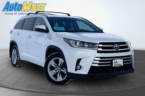 More photos of 2019 Toyota Highlander Limited Platinum at AutoMaxx of Aberdeen, SD